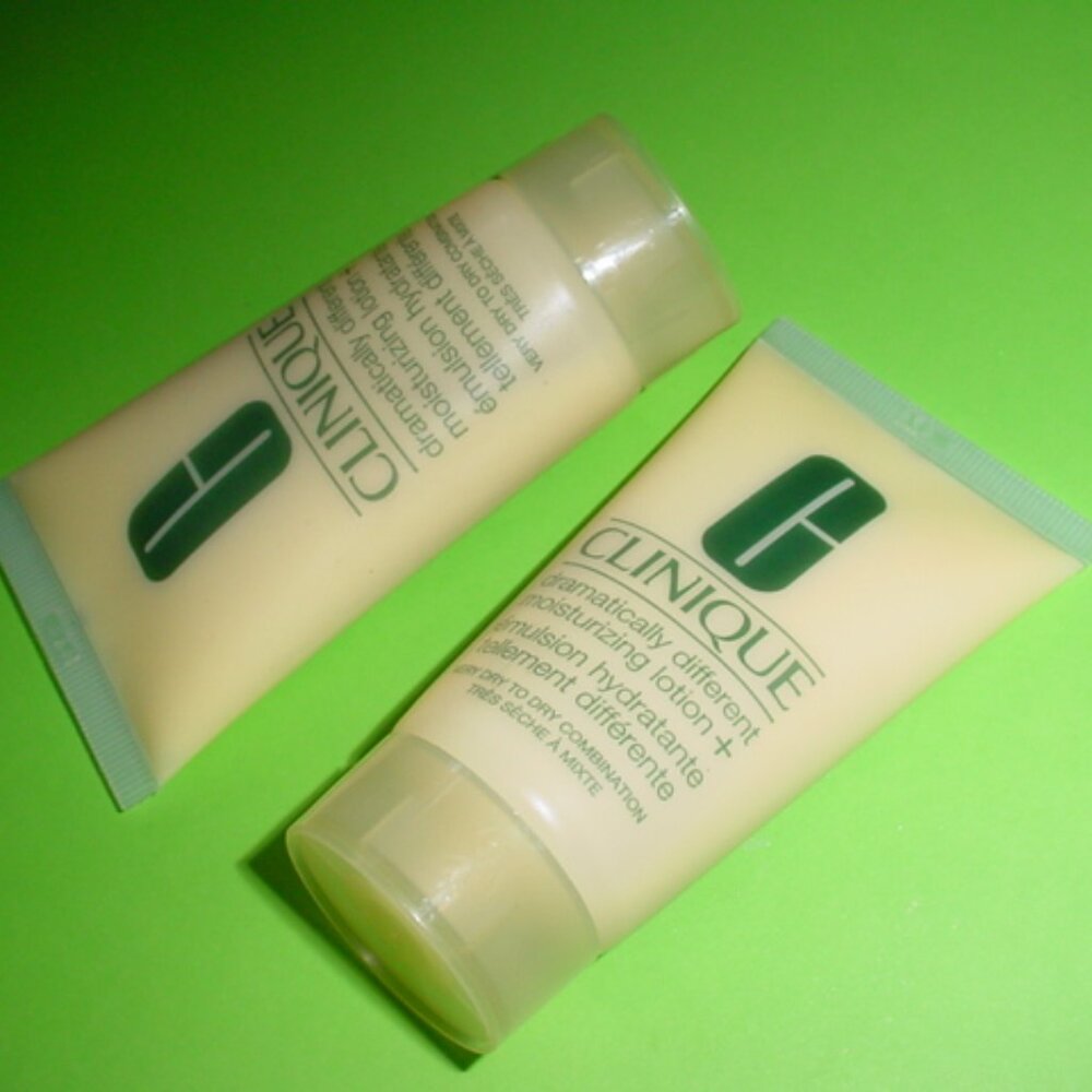 CLINIQUE New Dramatically Different Moisturizing Lotion+ Larger 1.7 fl oz x2